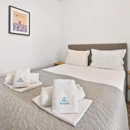 Artistic Space In Azur Premium Apartament